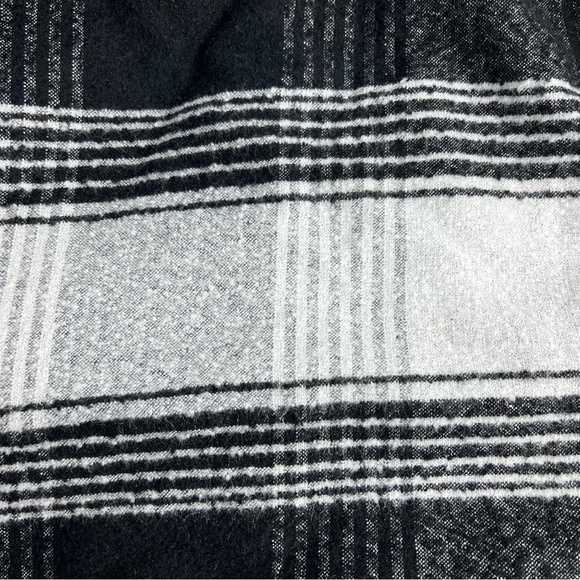 Express Hooded Open Front Poncho Womens One Size Plaid Cape Textured Drapey Warm - Picture 5 of 12